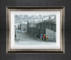 Nobodys Watching - Canvas - Framed